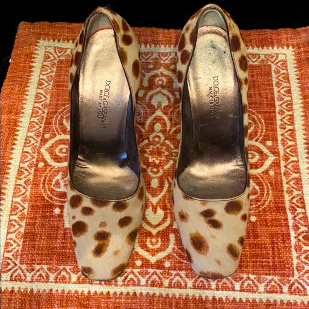Dolce & Gabbana leopard fur 4” heels